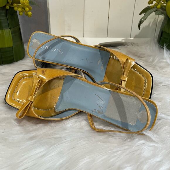 NEW Unisa Vintage 90s Patent Leather Slingback Bows Kitten Heel Sandals 6.5 NWOB - Picture 5 of 16